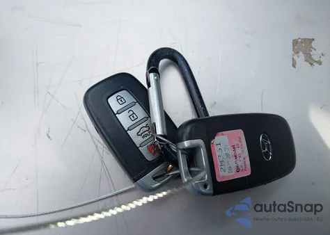 2013 Hyundai Genesis 3.8 Track z USA, uszkodzony, nr VIN KMHHU6KJ6DU079930